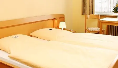 Hotel Pacific-3